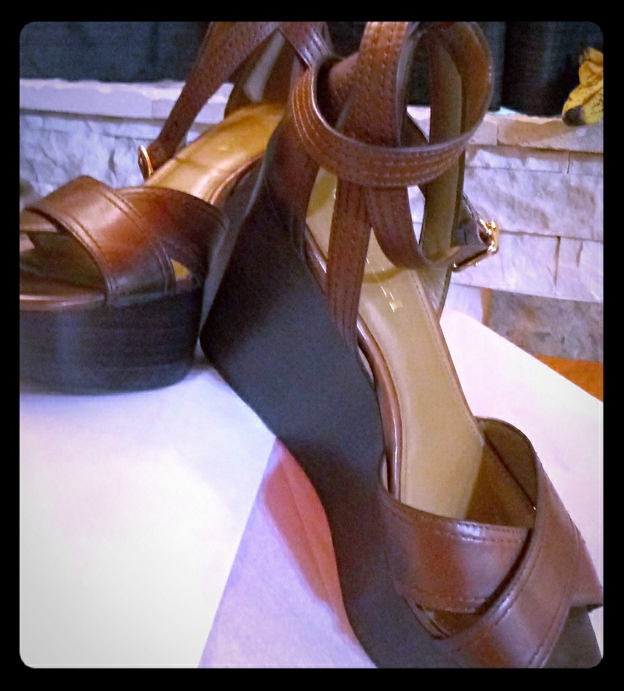 Coach Summer Sandles double ankle wrap